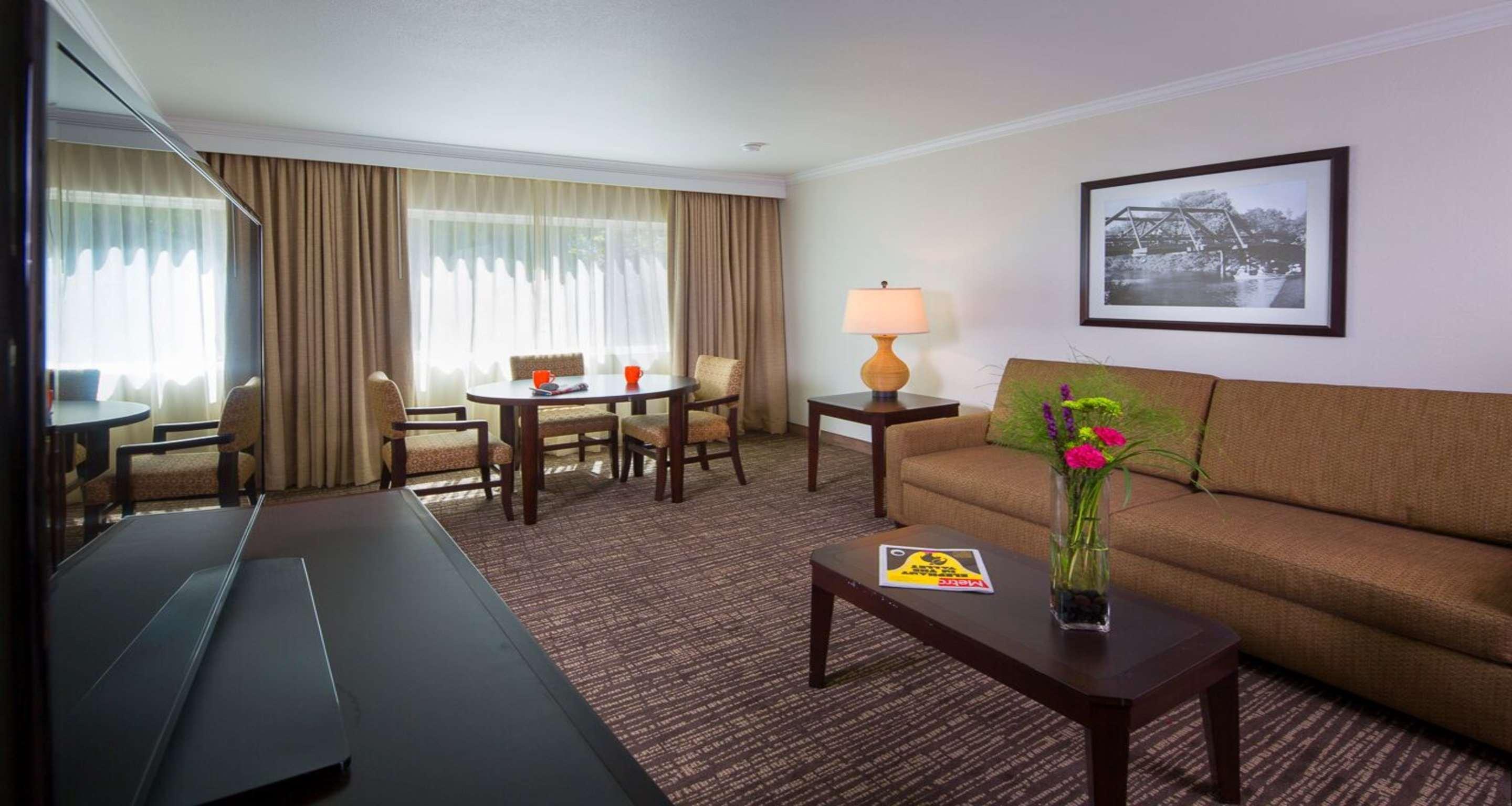 Best Western Plus Garden Court Inn Fremont Eksteriør billede